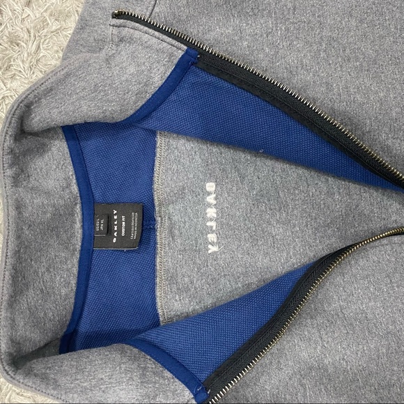 Oakley Zip Up Sweater - Picture 3 of 8